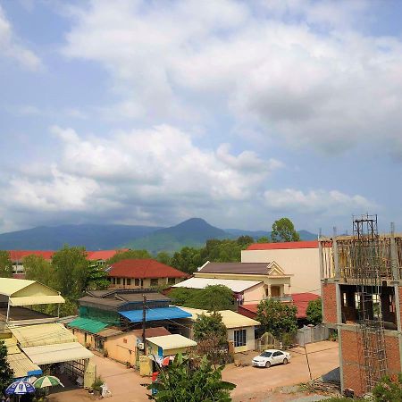 Samnop Samnang Guesthouse カンポット エクステリア 写真