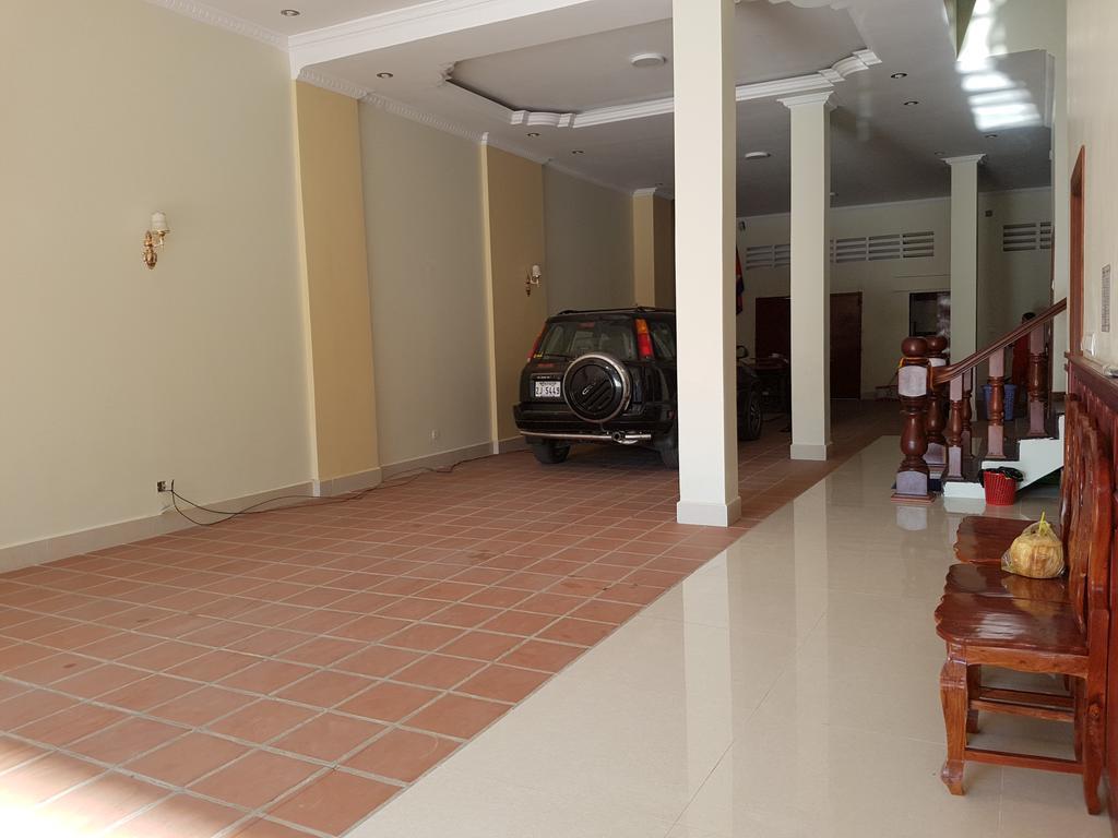 Samnop Samnang Guesthouse カンポット エクステリア 写真