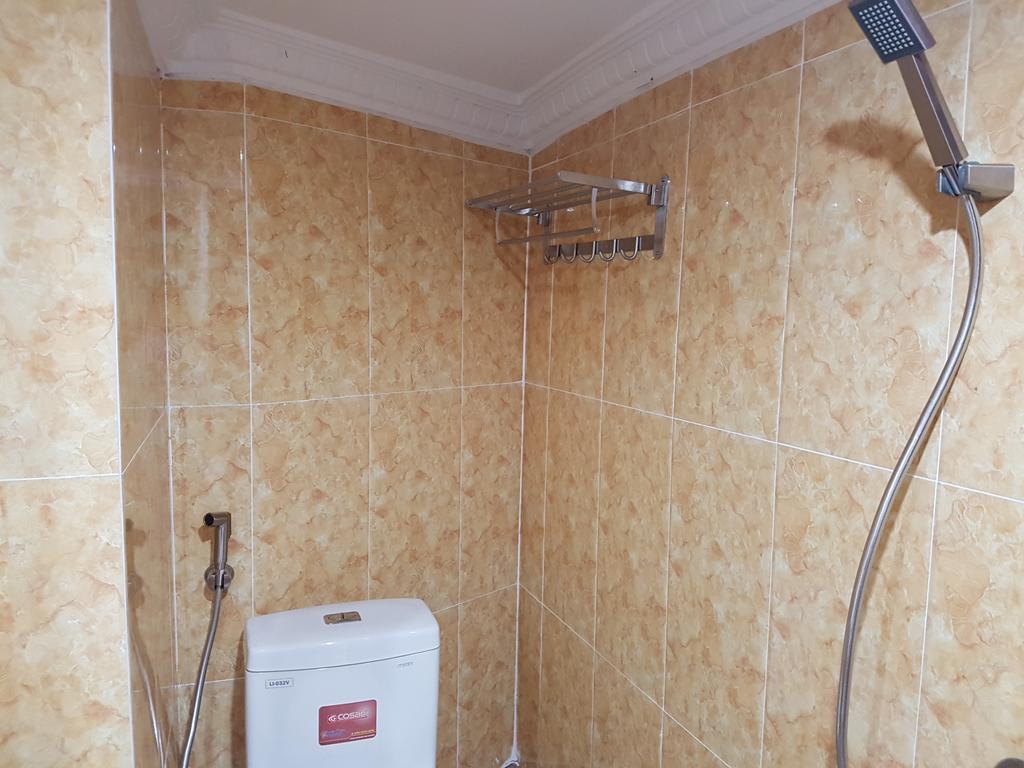 Samnop Samnang Guesthouse カンポット エクステリア 写真