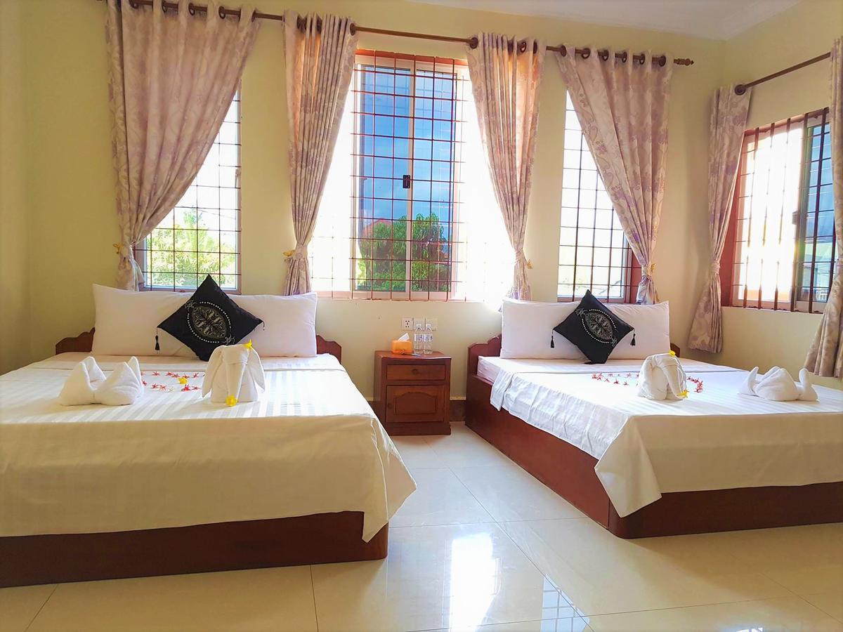 Samnop Samnang Guesthouse カンポット エクステリア 写真